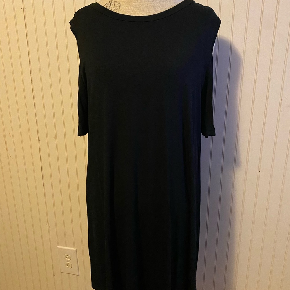 2xl cold shoulder black tunic NEW WITHOUT TAG